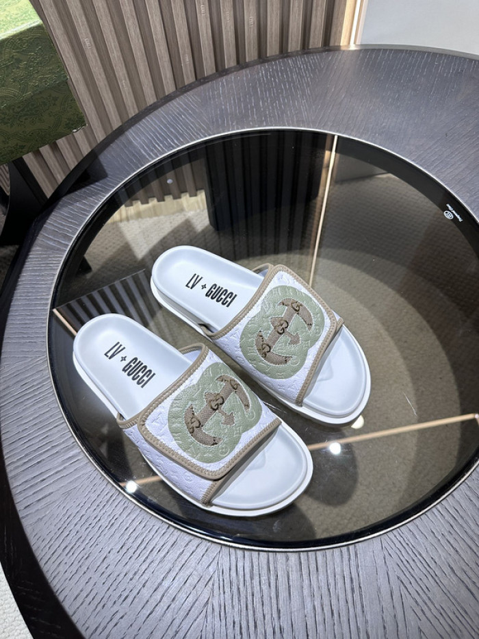 GUCC SLIPPERS