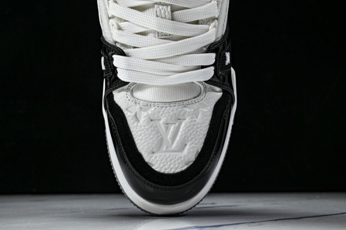 LV SNEAKER TRAINER FOR-LV389