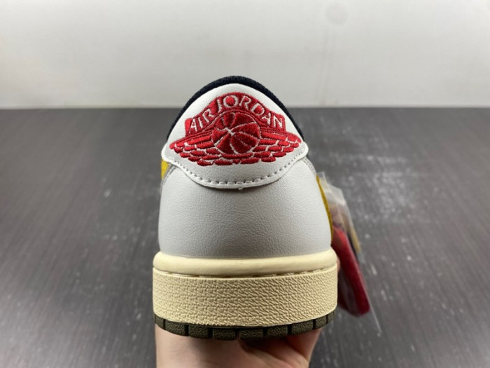 Travis Scott x Air Jordan 1 Low White/Dark Blue/Yellow