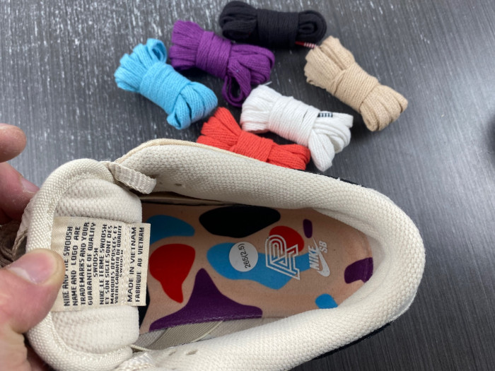 Albino & Preto x Nike Dunk SB Low  FD2627-200