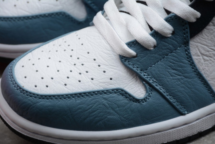 Facetasm x Jordan 1 Mid Fearless Blue White  CU2802-100