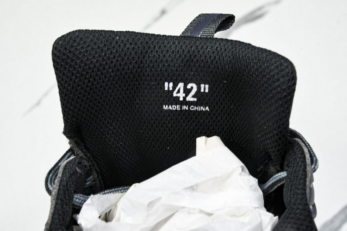 OF C/O SNEAKER FOR-032101