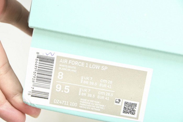 NIKE AIR FORCE 1 LOW x Tiffany & Co.