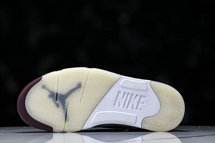 Maniére x Air Jordan 5 Retro OG IB1528-100