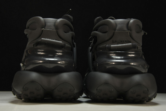 Balmain Sneakers FOR04