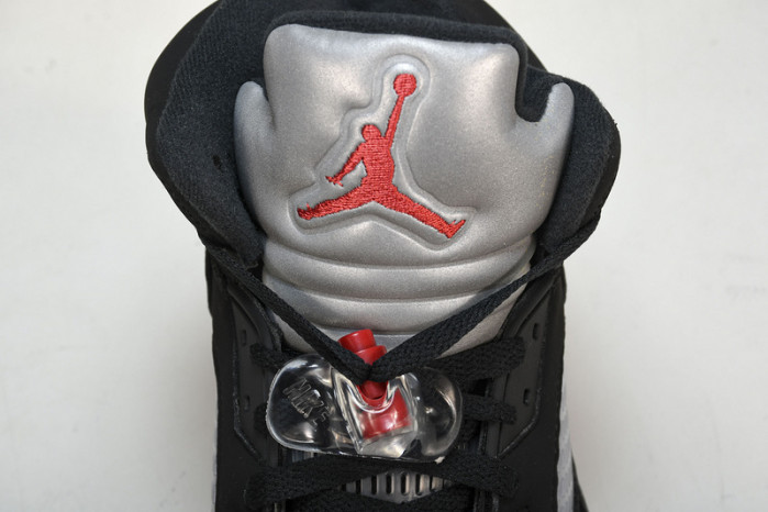 Jordan 5 Retro Black Metallic 845035-003