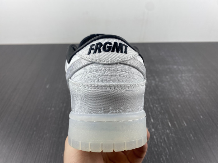 CLOT x fragment x Nike Dunk Low Colorway: White/Black FN0315-110