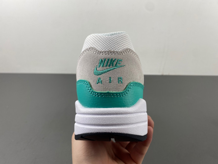 Nike Air Max 1 “Clear Jade” DZ4549-001