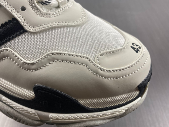 BLCG × ADIDAS YEESHOES042102