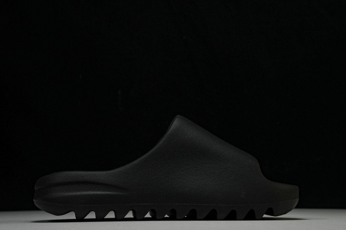 Yeezy Slide Onyx HQ6448
