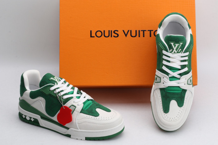 LV SNEAKER LOW YEE-014