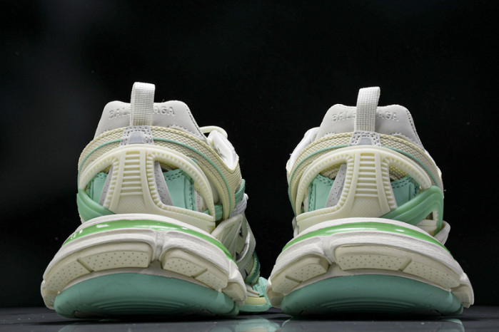 BLCG Track 2.0 W3AE2 3911