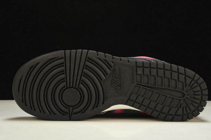 Nike DUNK LOW RETRO PRM "Graffiti" DM0108-002