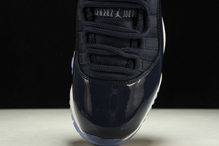 Air Jordan 11 378037-441