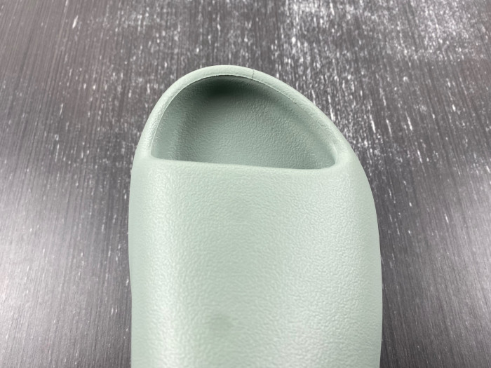 YEEZY SLIDE ID5480