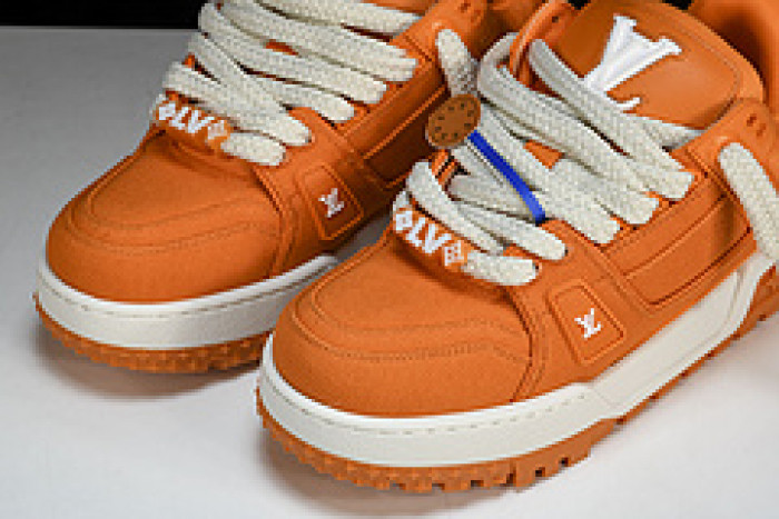 LV SNEAKER LOW 80402