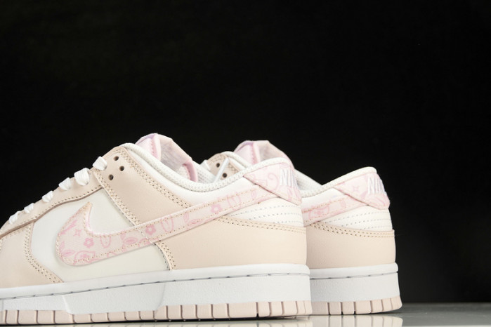 Nike Dunk Low “Pink Paisley” FD1449-100