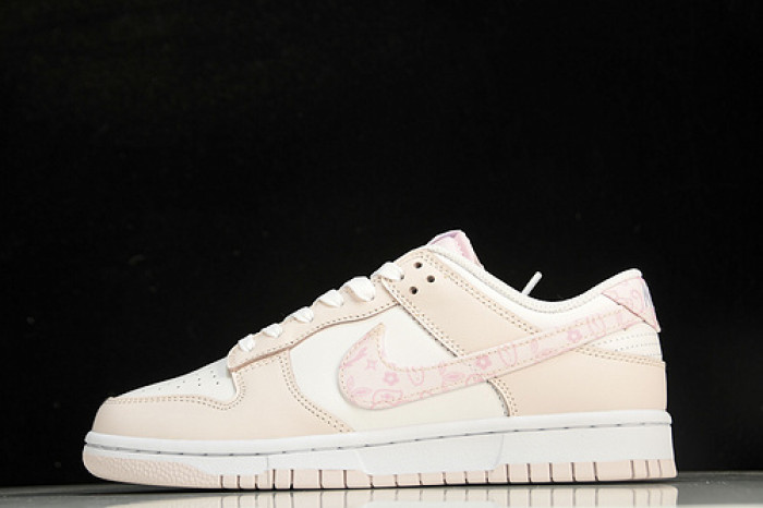 Nike Dunk Low “Pink Paisley” FD1449-100