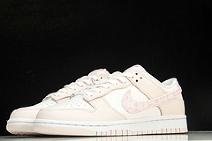 Nike Dunk Low “Pink Paisley” FD1449-100