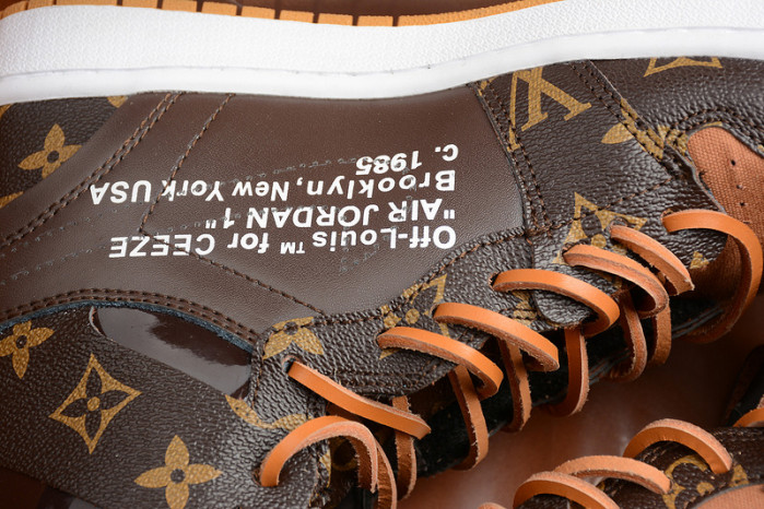 AIR JORDAN 1  AQ0818-158 (WITH CASE)