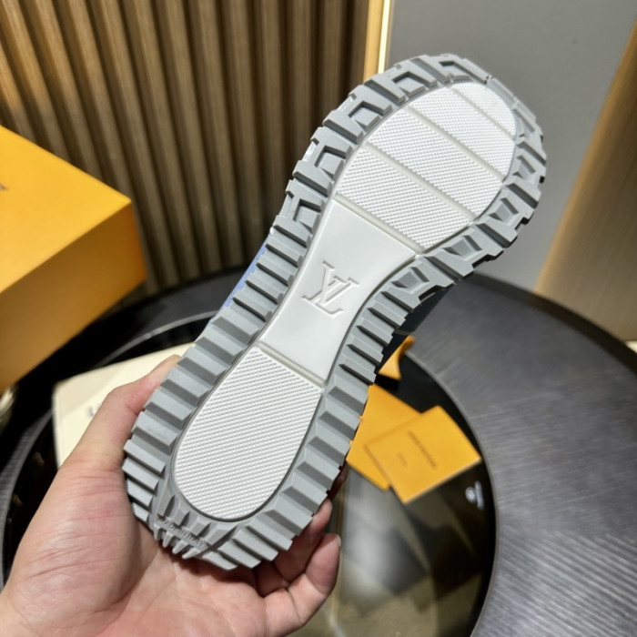 LV SNEAKER Run Away FOR-LV371