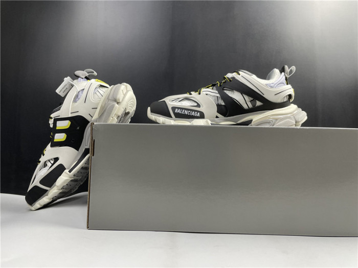 BLCG Track Trainer Black White Yellow 542023 W1GB1 2257