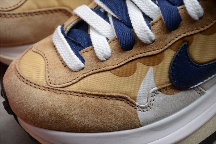 Nike Vaporwaffle sacai Sesame Blue Void DD1875-200