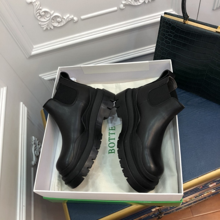BOTEGA VENETA BOOTS