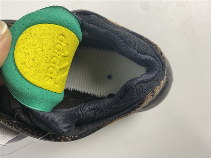 Adidas Yeezy 700 V3 GY0189