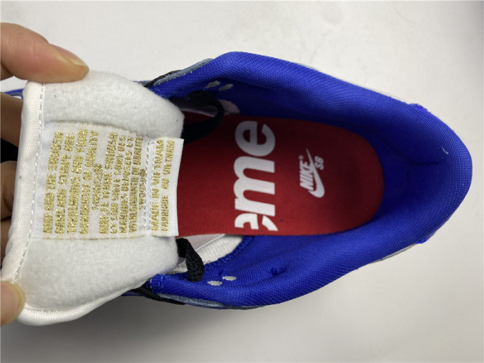 Nike SB Dunk Low Supreme Stars Hyper Royal (2021)  DH3228-100