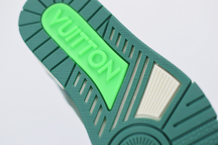 LV SNEAKER LOW YEE-001