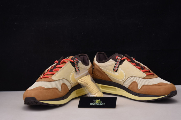 TRAVIS SCOTT X NIKE AIR MAX 1 DO9392-200